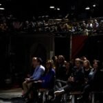 Como obter ingressos gratuitos para gravações de TV e exibições de cinema