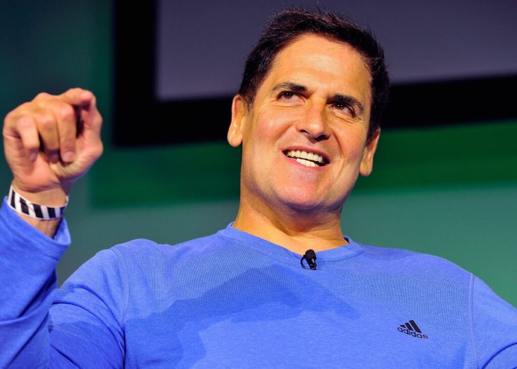 Mark Cuban se oferece para financiar a unidade de tecnologia do governo que foi cortada no meio da noite