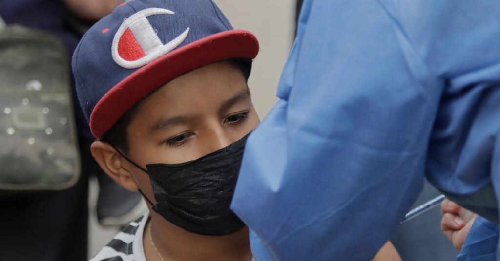 À medida que os casos de sarampo surgem, o México emite um alerta de viagem nos EUA