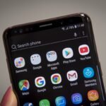 Android app icons on the home screen of a Samsung Galaxy S9 smartphone.