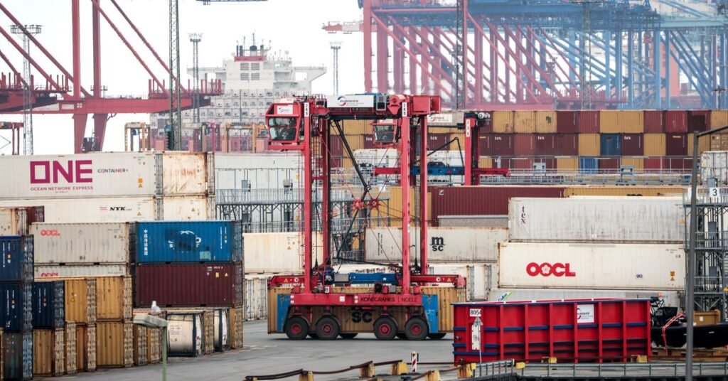 A desaceleração dos portos é um aviso de mares econômicos agitados à frente