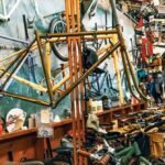 Uma visita ao LUG azul de Tóquio, a 'melhor loja de bicicletas do mundo'