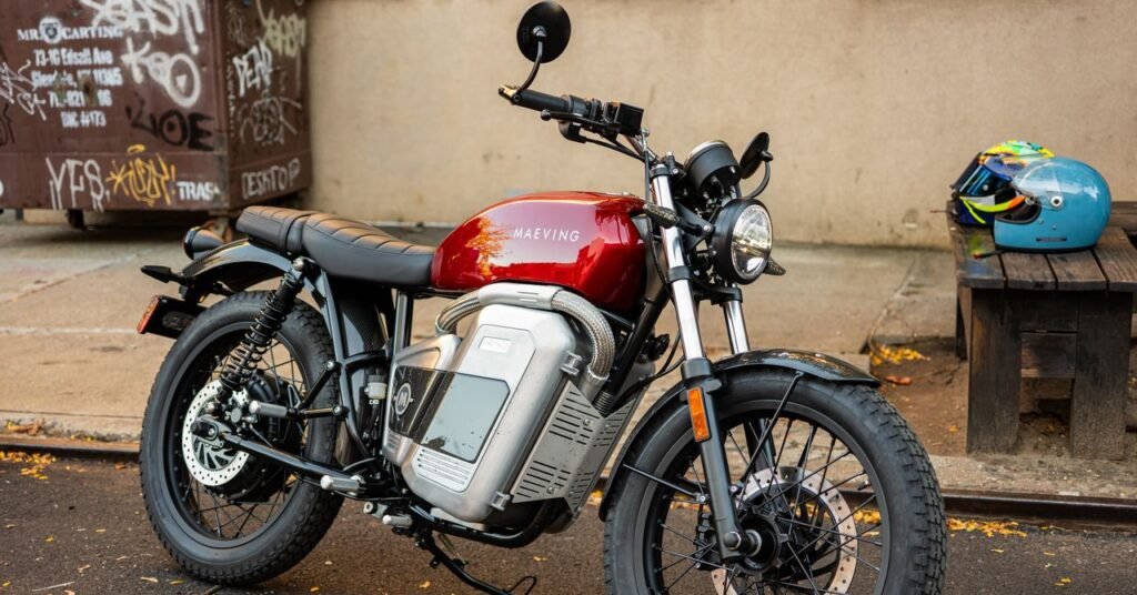 Um primeiro passeio com a motocicleta elétrica Maeving RM2