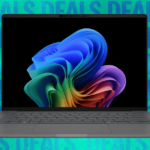 Este laptop leve está quase pela metade