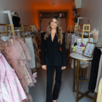 A empresa canadense de aluguel de roupas peer-to-peer Rax está se expandindo para os EUA