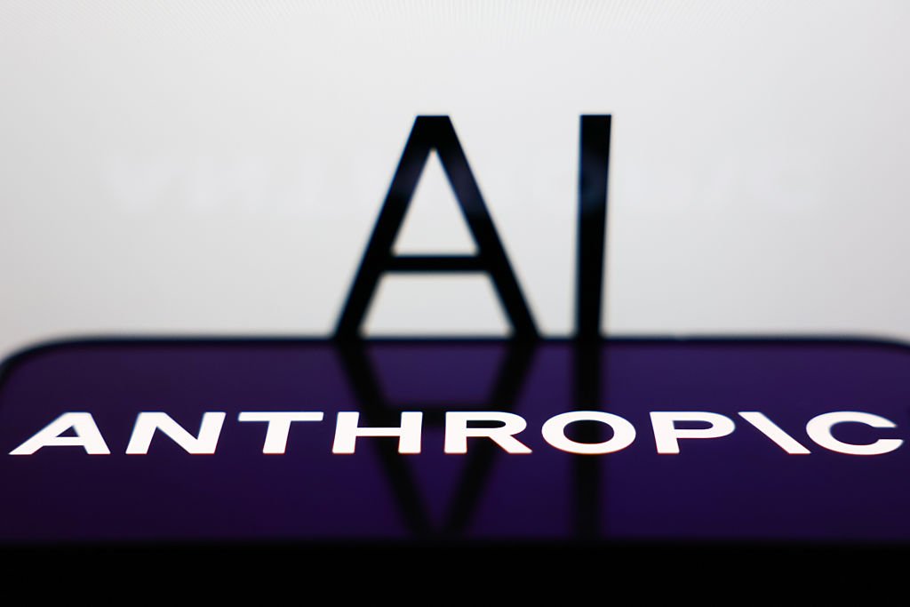 Anthropic anuncia Claude for Healthcare após revelação do ChatGPT Health da OpenAI