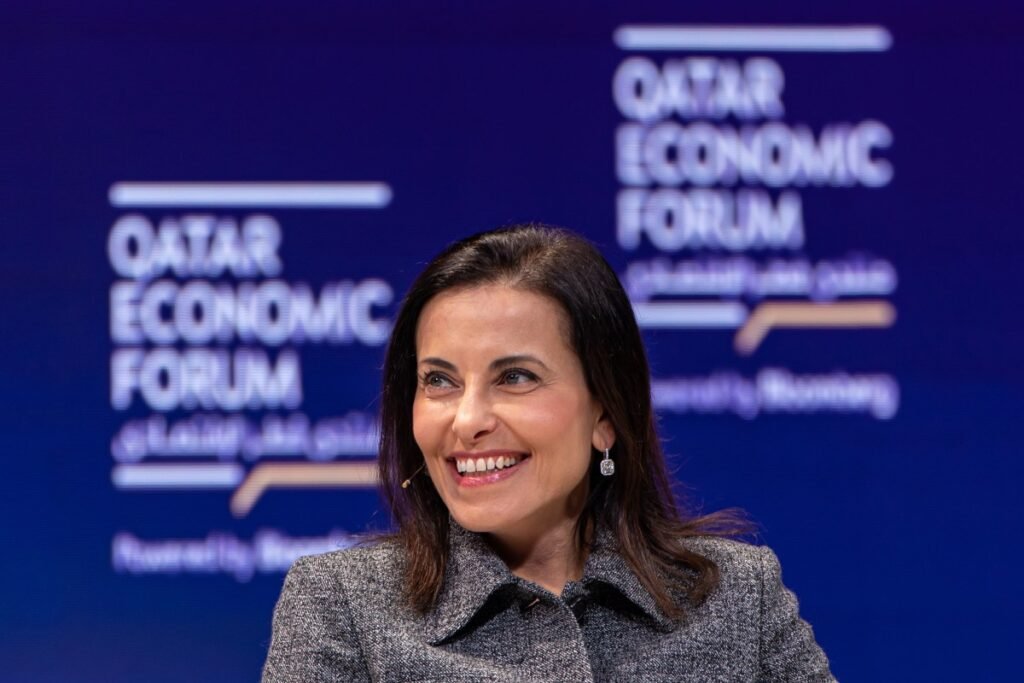 Meta contrata a ex-assessora de Trump, Dina Powell McCormick, como presidente e vice-presidente