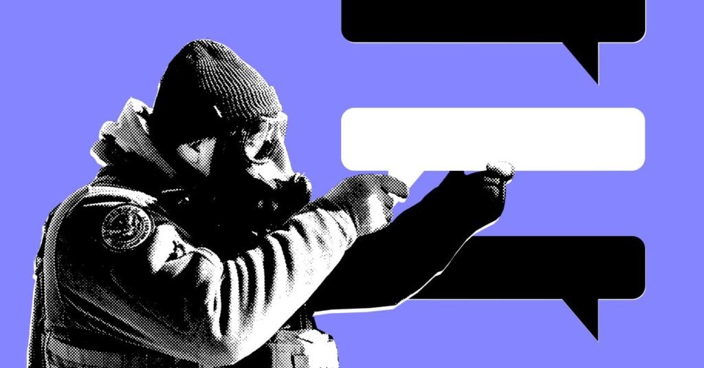 Dentro do fórum ICE, onde agentes reclamam de seus empregos