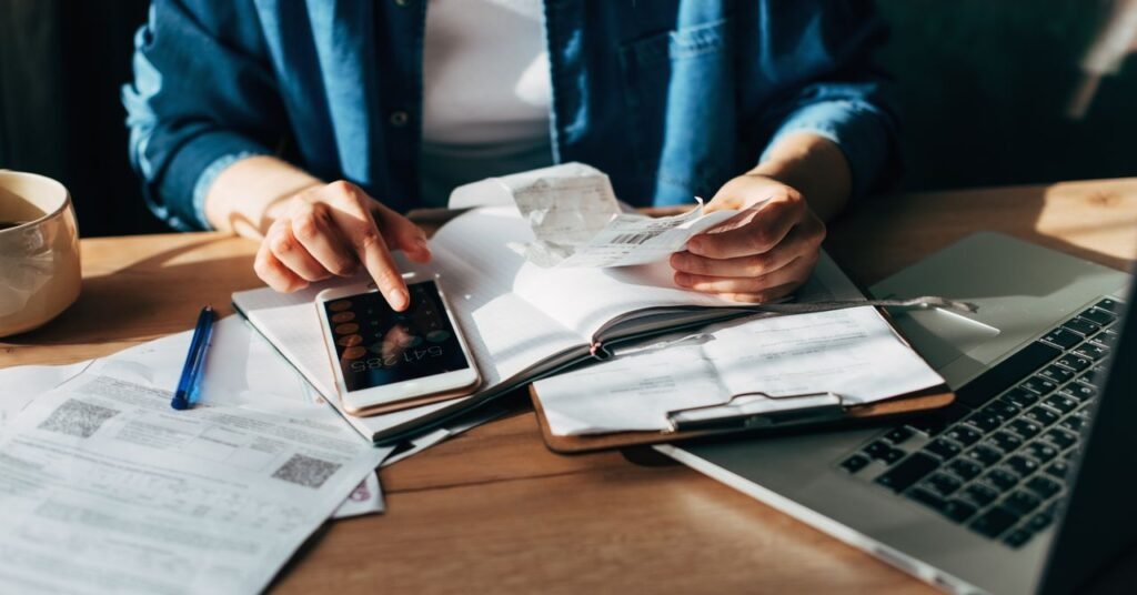 Veja como é usar o serviço fiscal DIY da H&R Block (2026)