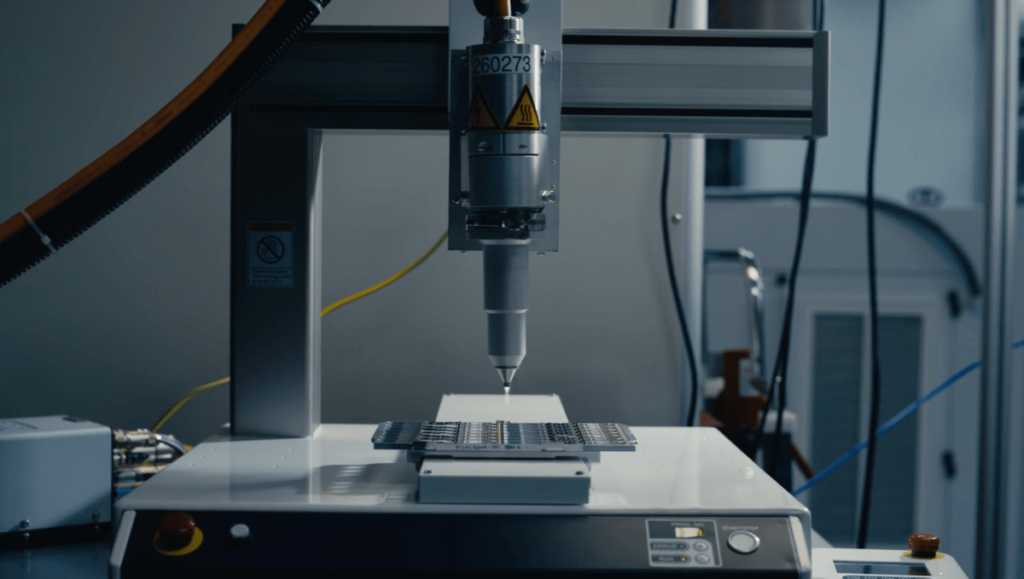 Veteranos da SpaceX arrecadam US$ 50 milhões Série A para links de data center