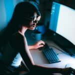 O 'modo adulto' do ChatGPT pode desencadear uma nova era de vigilância íntima