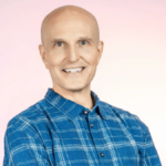 Sua casa pegou fogo. Ele usou o dinheiro do seguro para construir PopSockets.