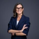 ARK de Cathie Woods faz seu primeiro investimento principal na startup Lucra – e não é IA