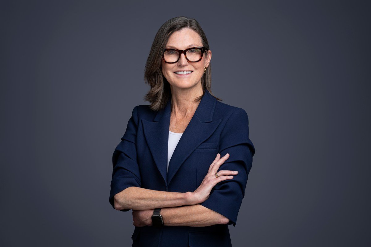 ARK de Cathie Woods faz seu primeiro investimento principal na startup Lucra – e não é IA