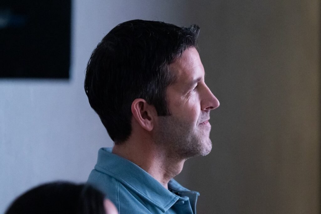 John Ternus, da Apple, dirigirá uma das empresas mais poderosas do mundo; o trabalho é um campo minado