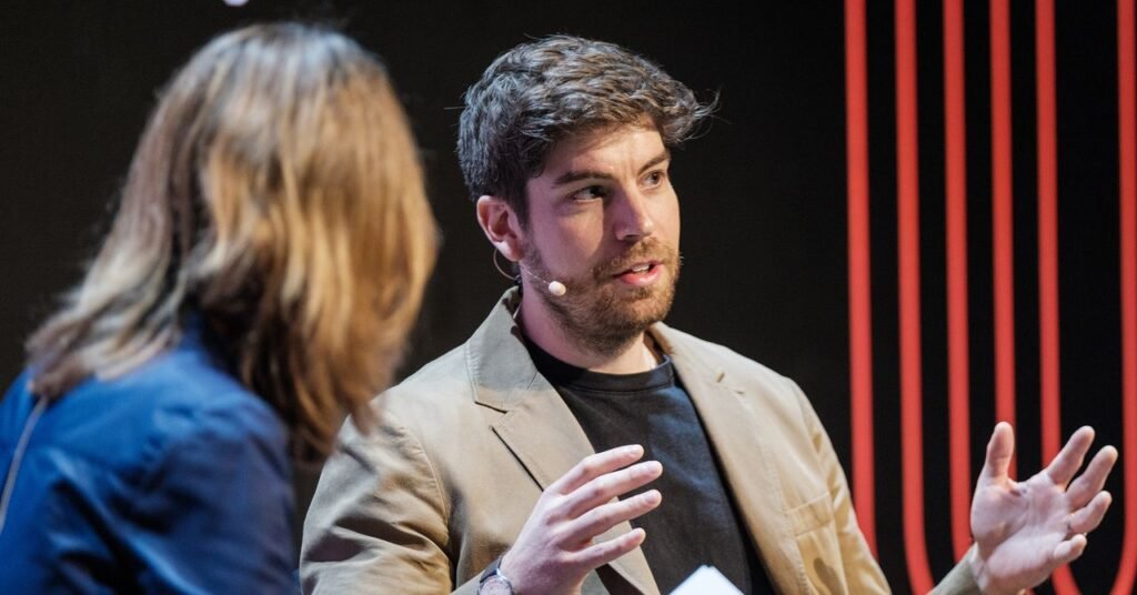 Medicamentos projetados por IA por um spinoff da DeepMind são encaminhados para testes em humanos