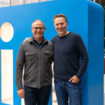 O CEO do LinkedIn está seguindo em frente; por favor, segurem seus chorosos tributos em vídeo