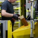 Um funcionário do armazém da Amazon morreu no trabalho nas instalações de Oregon