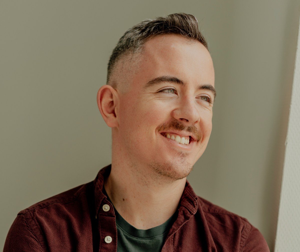 Portrait of hacker and IT security researcher Donncha O’Cearbheill at Amnesty International's offices in Berlin-Mitte.